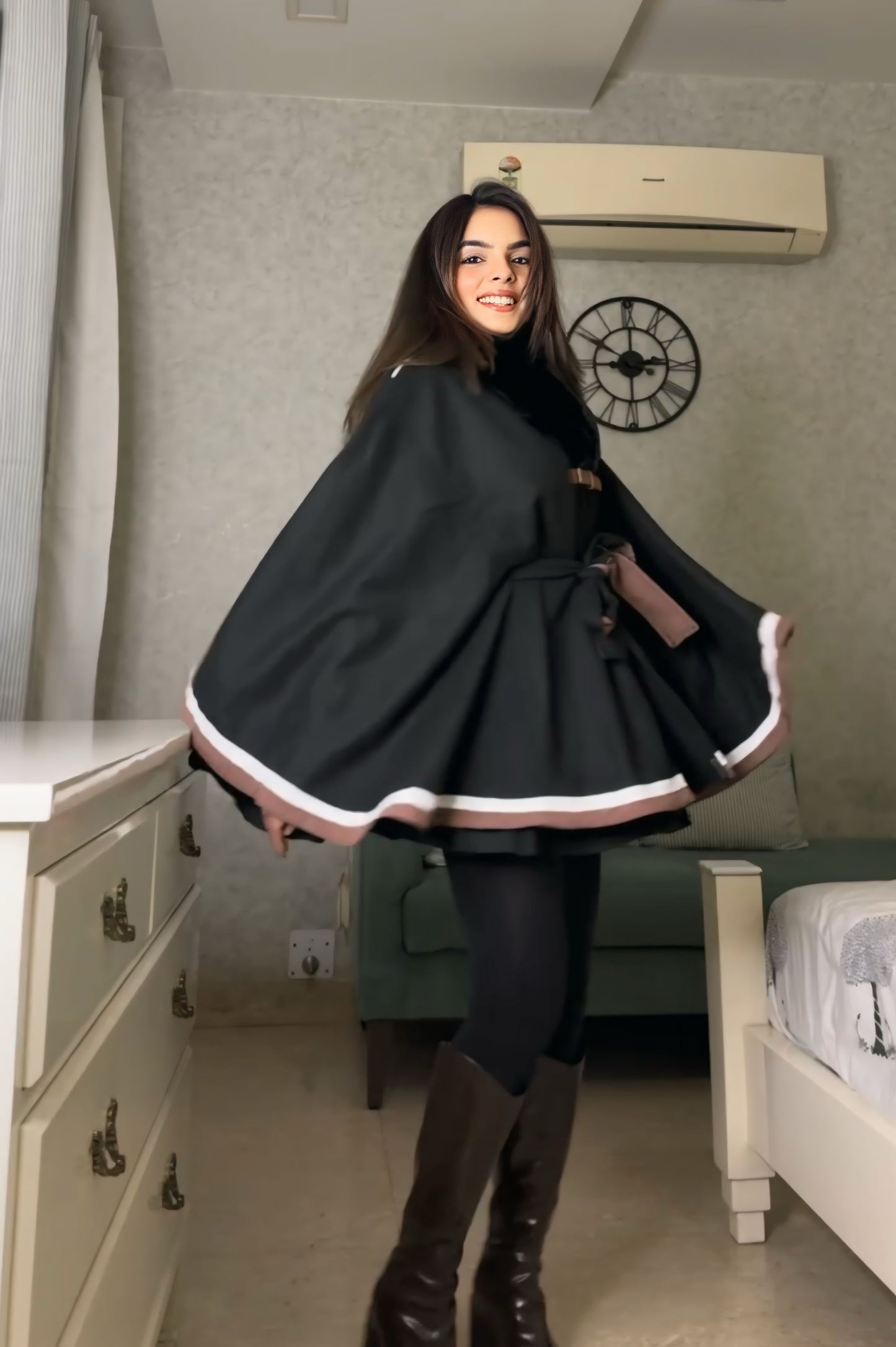 The lover girl’s cape