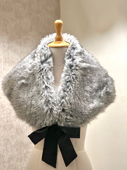 Hot shoulder cape
