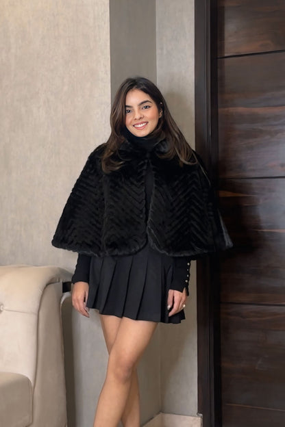 The princess cape: 2 colours